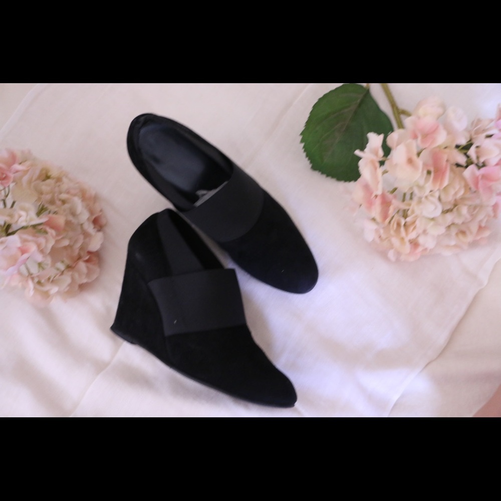 Black Stuart Weitzman Wedges - Picture 2 of 4